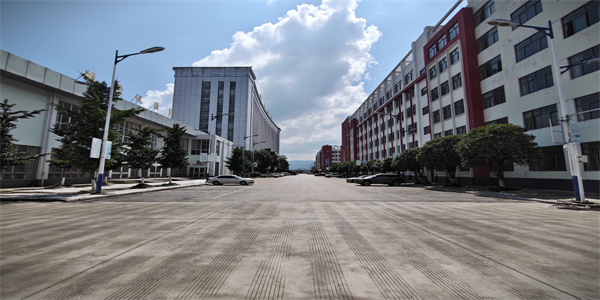 曲靖护理学校招生简章