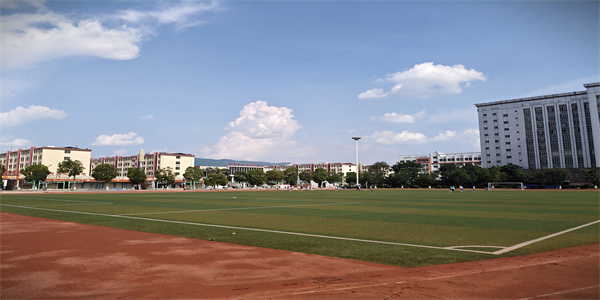 曲靖护理学校招生简章