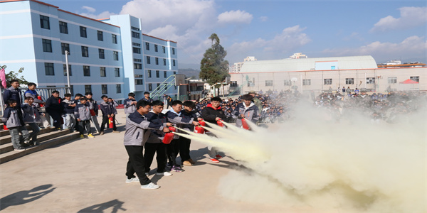云南铜业高级技工学校招生简章