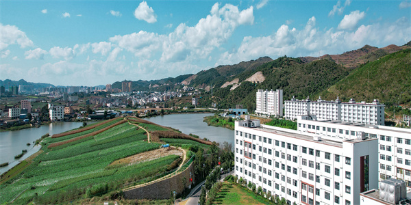 云南三鑫职业技术学院五年制大专招生简章 云南三鑫职业技术学院五年制大专招生简章