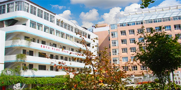 昆明市旅游职业中学招生简章 昆明市旅游职业中学招生简章