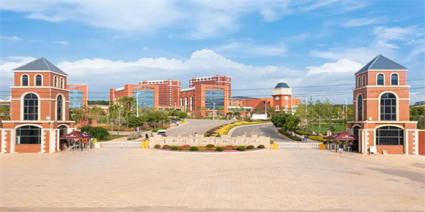 云南经贸外事学校招生简章