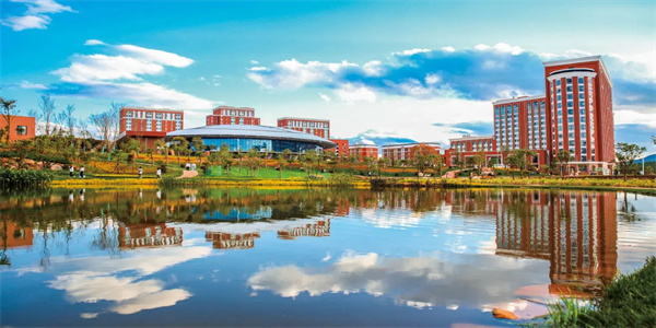 云南经贸外事学校招生简章